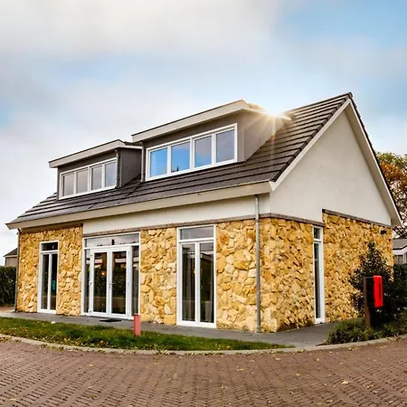 Group * Валкенбург